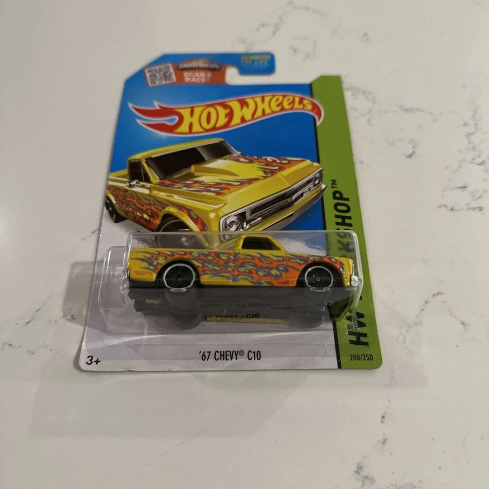 Hot Wheels '67 Chevy C10 Yellow with Orange Flames HW Workshop 208/250